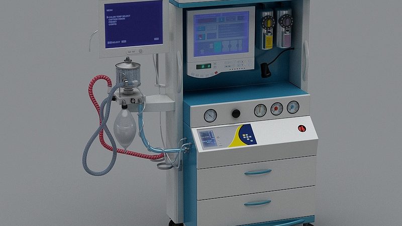 护理床作为医疗机构中常用的医疗器械，其安全性至关重要。护理床的基本安全要求包括：